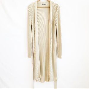 Sisley Cardigan Sweater Made in Italy Size Small.